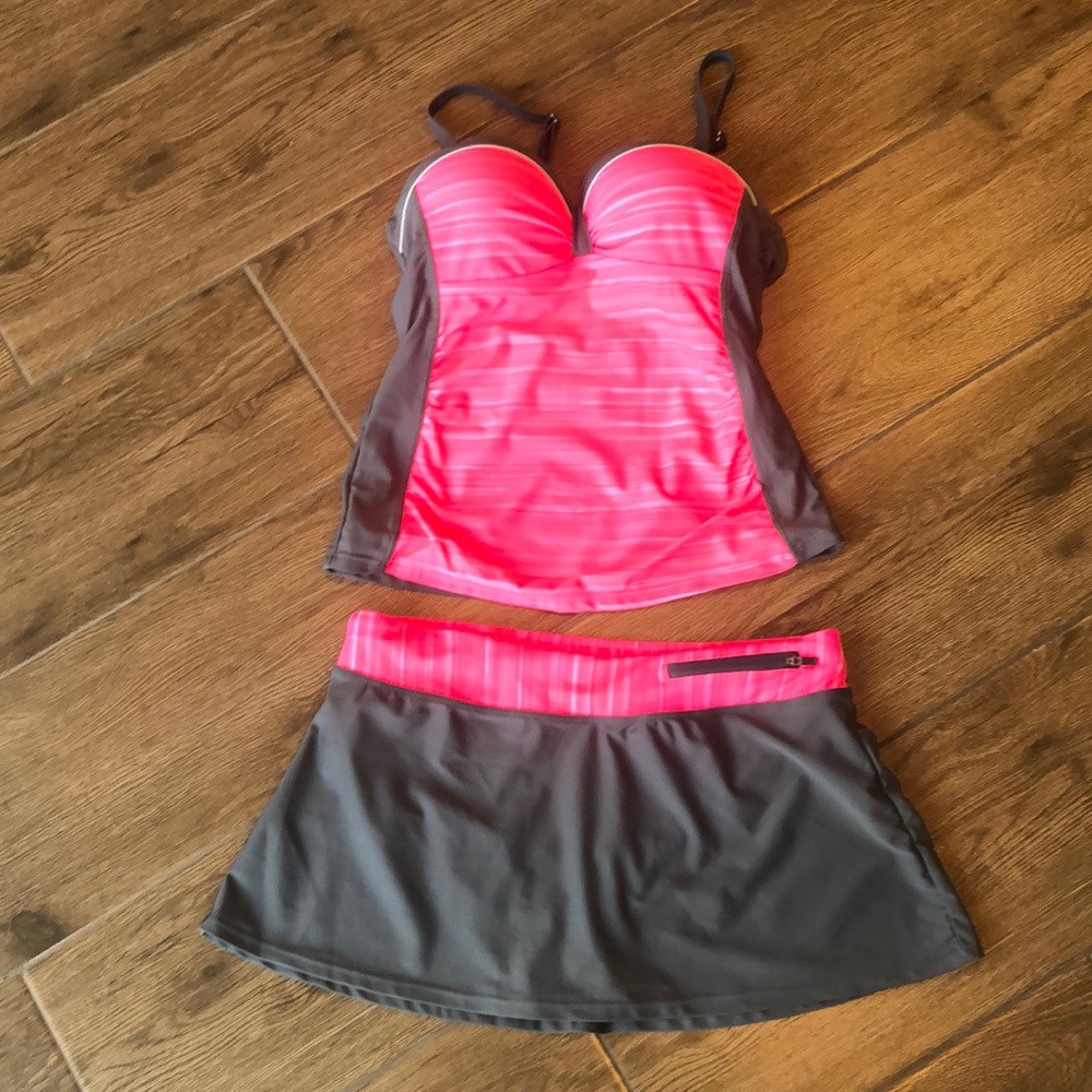 2 piece bathing suit